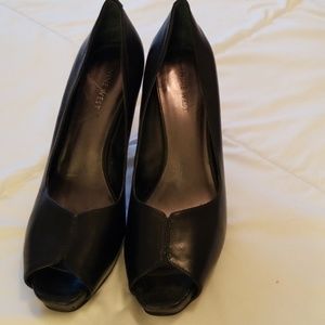 Black Peep Toe Nine West Heels
